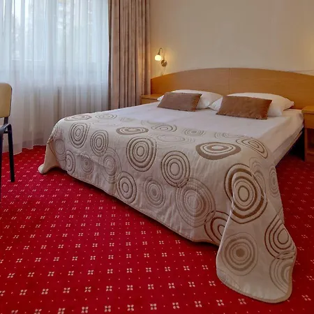 Aramis Otel *